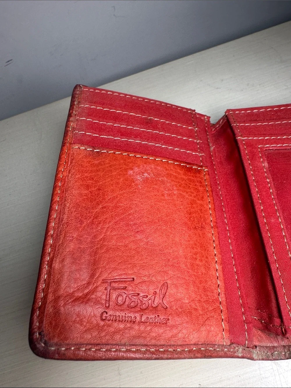 Fossil y2k leather Compact Multicolor Patterned Women’s Wallet with Red Trim